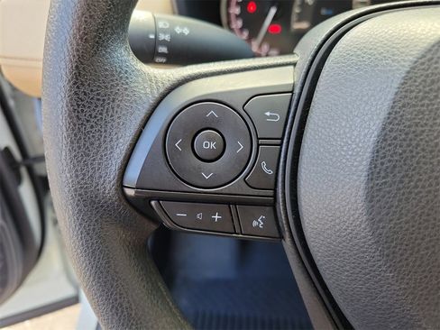 Used 2025 Toyota RAV4 LE image 19