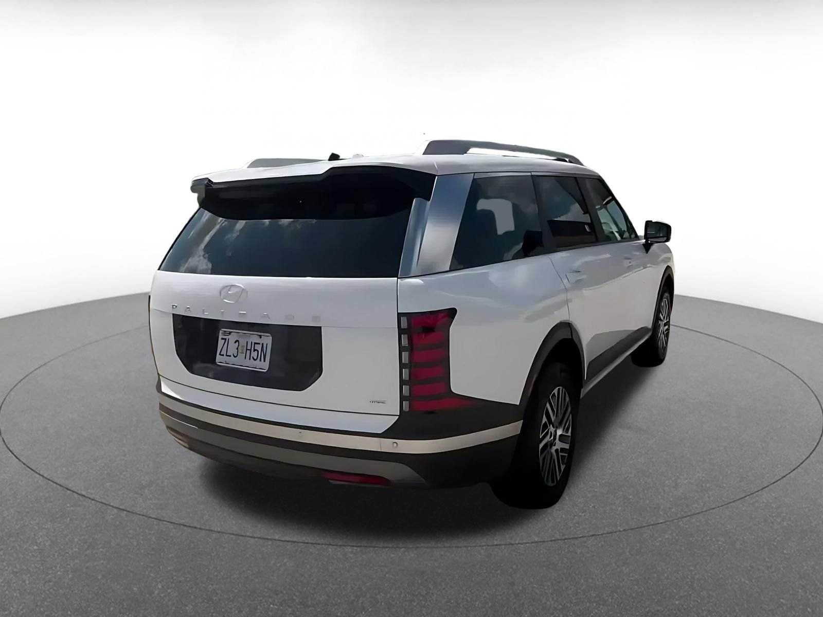 Used 2026 Hyundai Palisade SEL AWD/4WD image 14