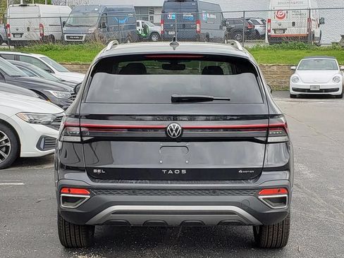 New 2026 Volkswagen Taos SEL AWD/4WD image 4
