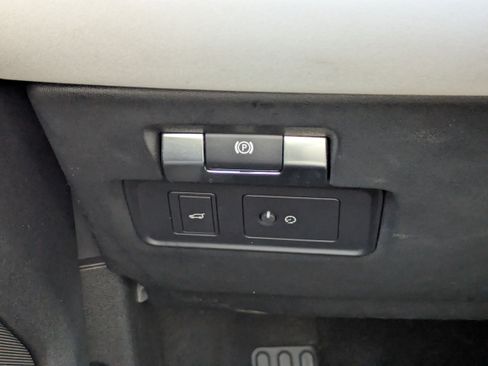 Used 2020 Land Rover Range Rover Evoque S image 33