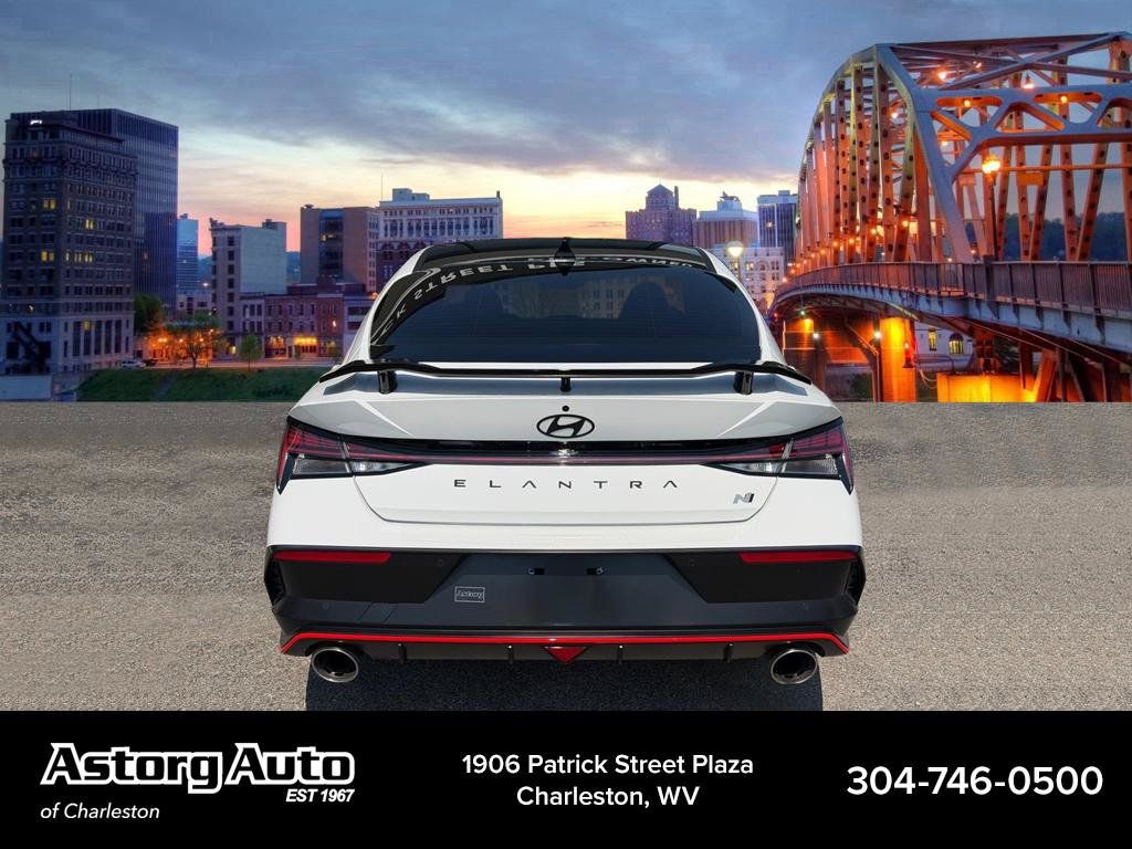 Used 2026 Hyundai Elantra N FWD image 4