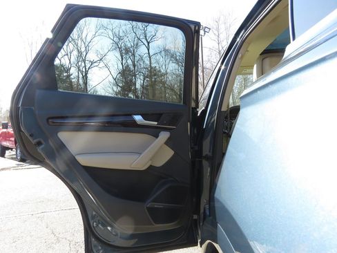 Used 2018 Audi Q5 2.0T Premium Plus w/ Premium Plus Package image 19