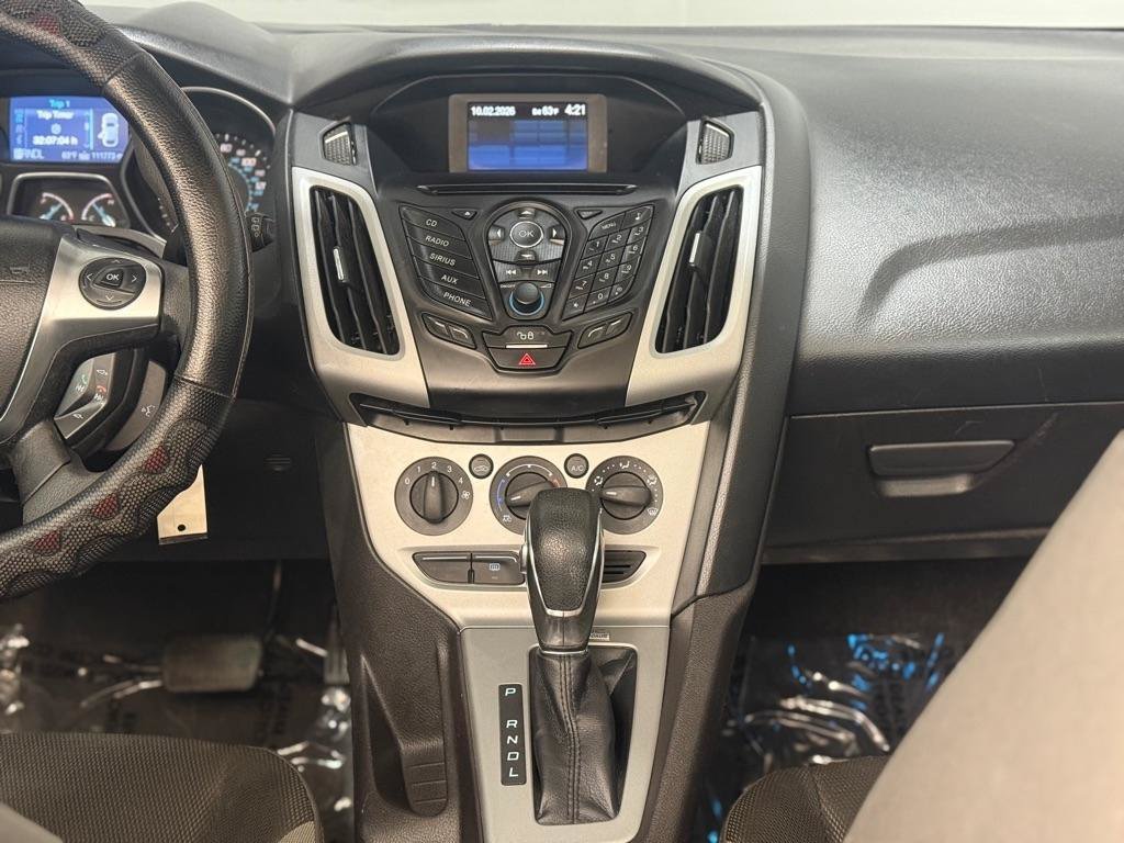 Used 2012 Ford Focus SE FWD image 16