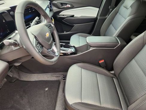 New 2026 Chevrolet Trax LT w/ Driver Confidence Package FWD image 10