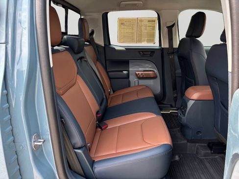 Used 2023 Ford Maverick Lariat w/ Lariat Luxury Package FWD image 13