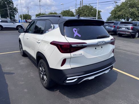 Used 2022 Kia Seltos S FWD image 6