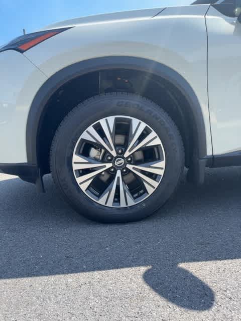 Used 2021 Nissan Rogue SV w/ Premium Package AWD/4WD image 9
