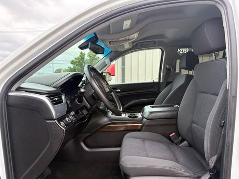 Used 2017 Chevrolet Tahoe LS w/ All-Season Package AWD/4WD image 28