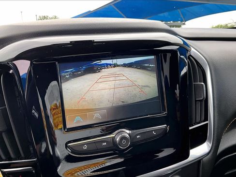 Used 2019 Chevrolet Traverse LT FWD image 27