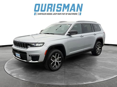 Used 2024 Jeep Grand Cherokee L Limited w/ Luxury Tech Group II image 2