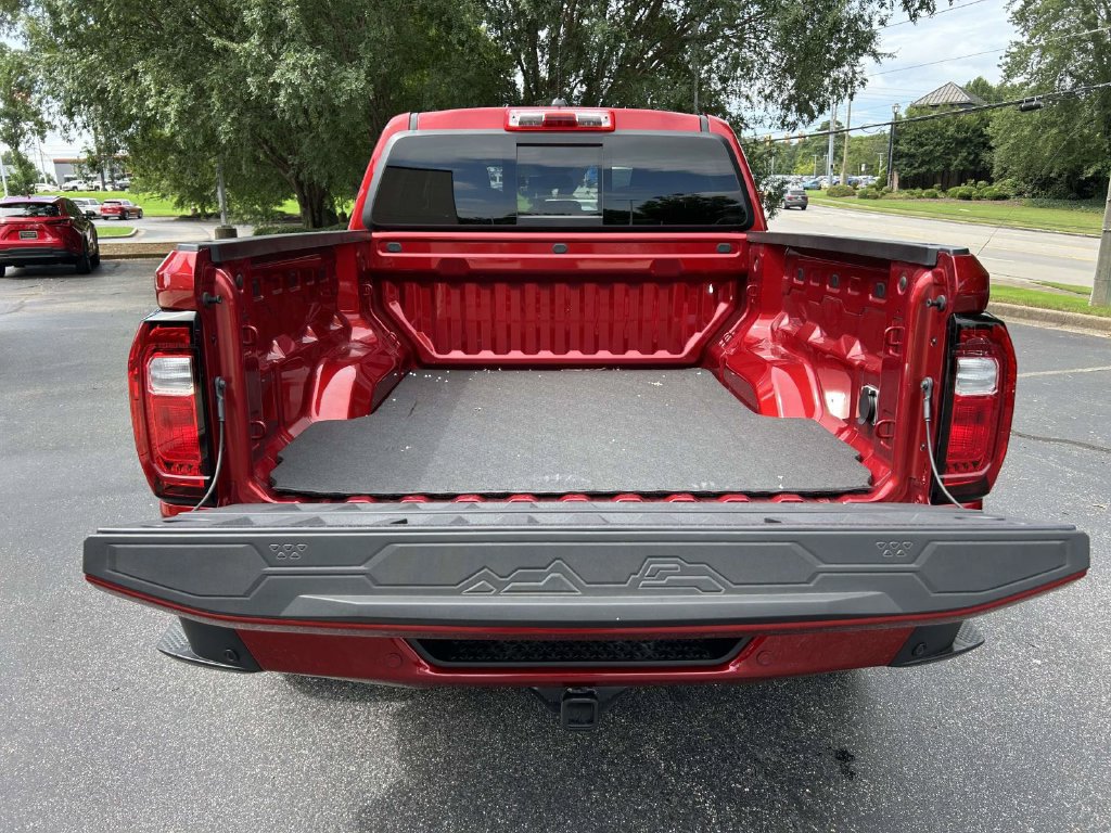 Used 2025 GMC Canyon Elevation w/ Convenience Package AWD/4WD image 8