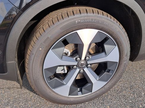 New 2026 Volvo XC40 B5 Plus w/ Protection Package Premier image 10