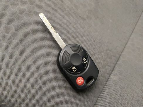 Used 2017 Ford Escape SE AWD/4WD image 32
