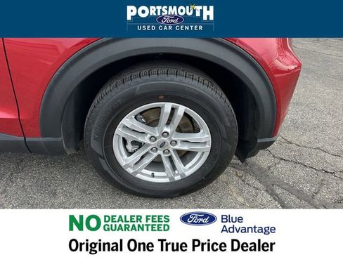 Certified 2021 Ford Explorer XLT w/ Equipment Group 202A image 33