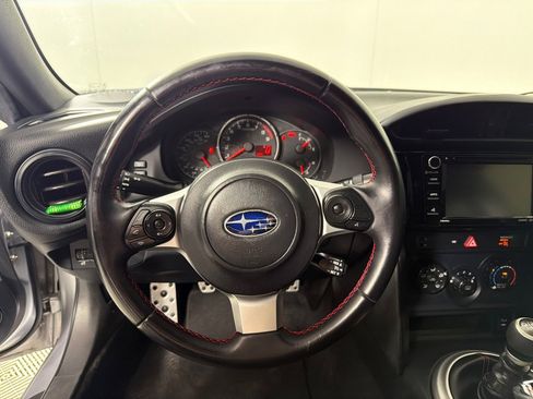 Used 2018 Subaru BRZ Premium RWD image 13