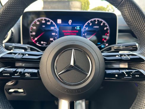 Used 2026 Mercedes-Benz CLE 300 4MATIC Coupe image 20