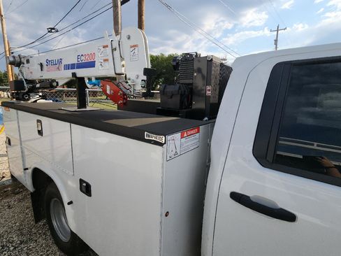 New 2024 GMC Sierra 3500 Pro w/ Convenience Package image 5