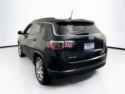 Used 2022 Jeep Compass Latitude AWD/4WD image 7