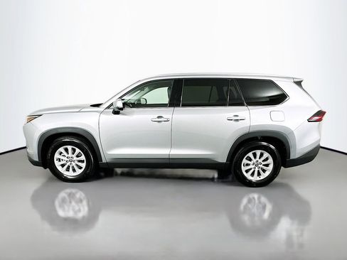 Certified 2025 Toyota Grand Highlander AWD image 8
