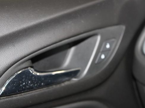 Used 2021 Chevrolet Equinox LT AWD/4WD image 36