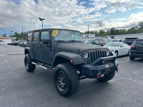 Used 2017 Jeep Wrangler Unlimited Sport w/ Quick Order Package 23S AWD/4WD image 20