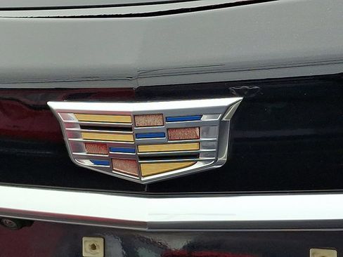 Used 2019 Cadillac XT5 Luxury image 36