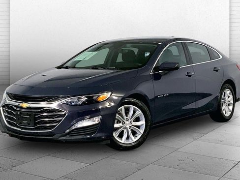 Used 2025 Chevrolet Malibu LT FWD image 12