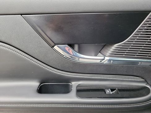 Certified 2022 Lincoln Corsair AWD w/ Premium Package image 14