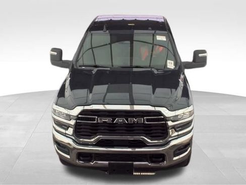 Used 2026 RAM 2500 Big Horn AWD/4WD image 3