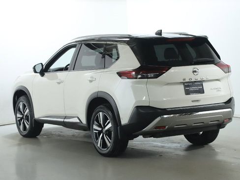 Certified 2021 Nissan Rogue Platinum image 45