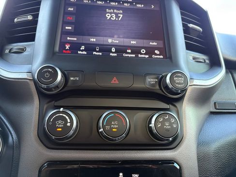 Used 2020 RAM 1500 Big Horn image 24