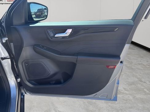 Used 2023 Ford Escape ST-Line Select w/ Tech Pack #2 image 13