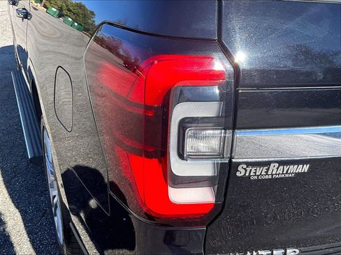 Used 2023 Ford Expedition Max Limited image 24