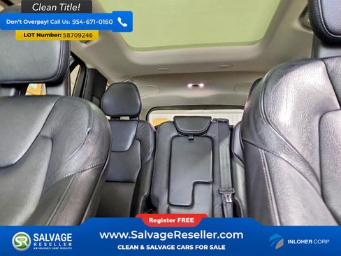 Used 2016 Volvo XC90 T6 Momentum w/ Momentum Plus Package AWD/4WD image 13