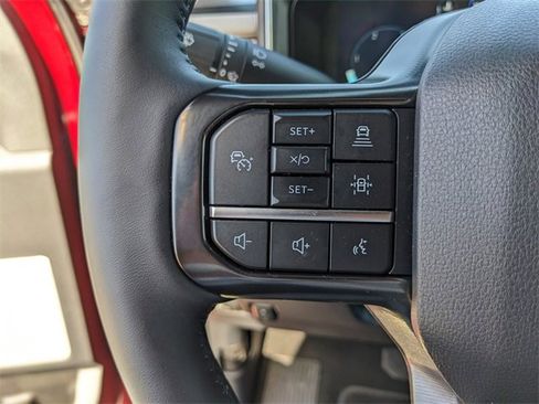 Used 2025 Ford F450 Platinum image 31