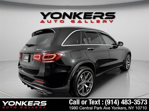 Used 2022 Mercedes-Benz GLC 300 GLC 300 4MATIC SUV image 3