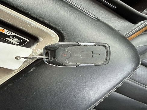 Used 2020 GMC Yukon Denali w/ Denali Ultimate Package image 37