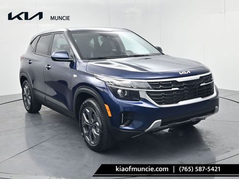 New 2026 Kia Seltos LX image 1