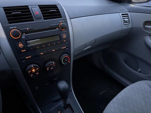 Used 2009 Toyota Corolla LE image 28