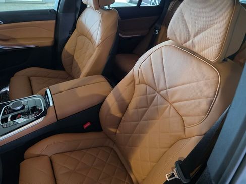 New 2026 BMW X5 xDrive40i image 9