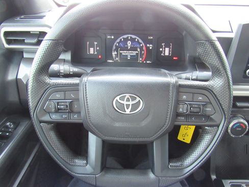 Used 2024 Toyota Tacoma SR5 image 18