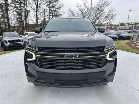 Used 2021 Chevrolet Suburban RST w/ Luxury Package image 3