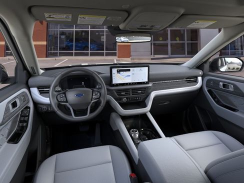 New 2026 Ford Explorer Platinum w/ LUX Leather Package AWD/4WD image 9