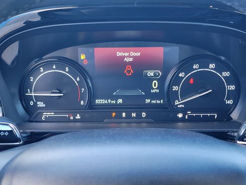 Used 2021 Lincoln Corsair FWD image 16