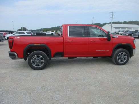 New 2026 GMC Sierra 2500 SLE w/ SLE Value Package; AWD/4WD image 3