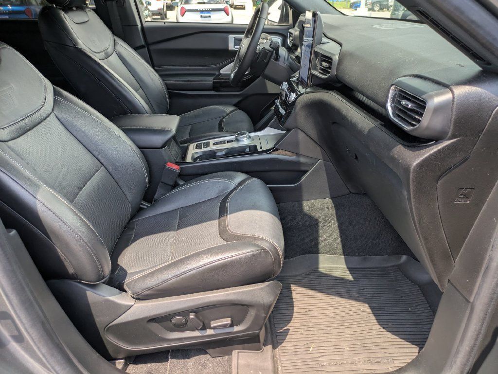 Used 2022 Ford Explorer ST w/ Equipment Group 401A RWD image 22