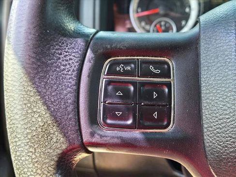 Used 2015 RAM 2500 Tradesman w/ Chrome Appearance Group AWD/4WD image 18