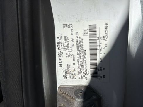 Used 2016 Ford Transit Connect XL FWD image 5