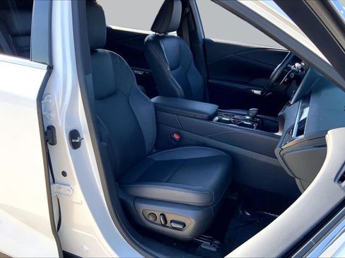 Used 2024 Lexus RX 350 FWD w/ Technology Package image 9