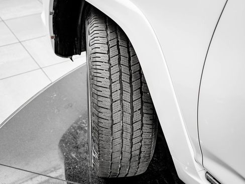 Used 2013 Toyota 4Runner SR5 image 42